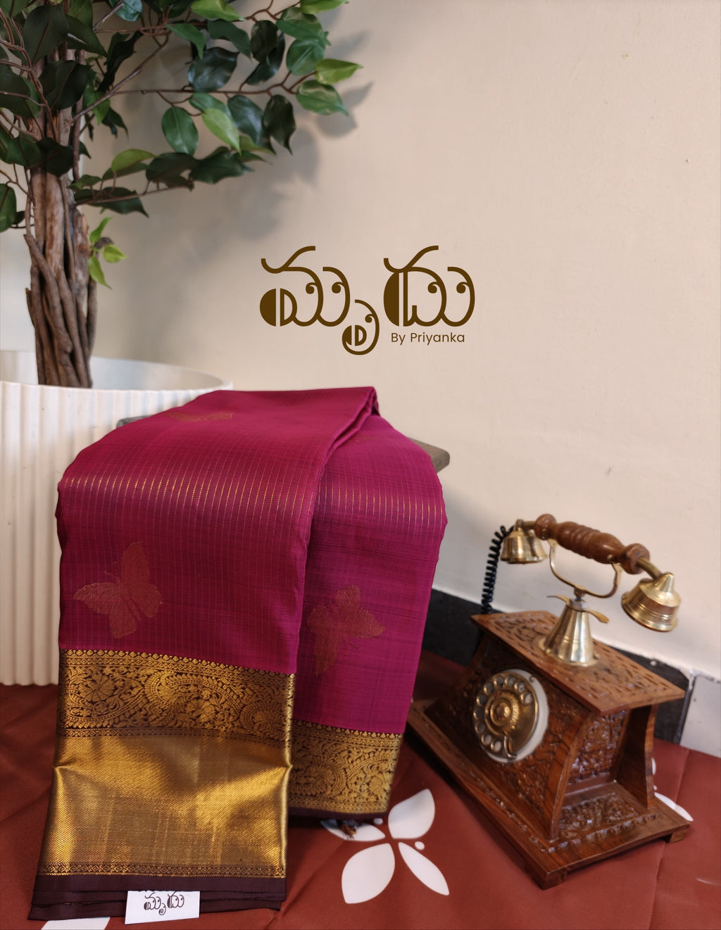 Premium Butterfly Motif Kancheevaram Silk Saree