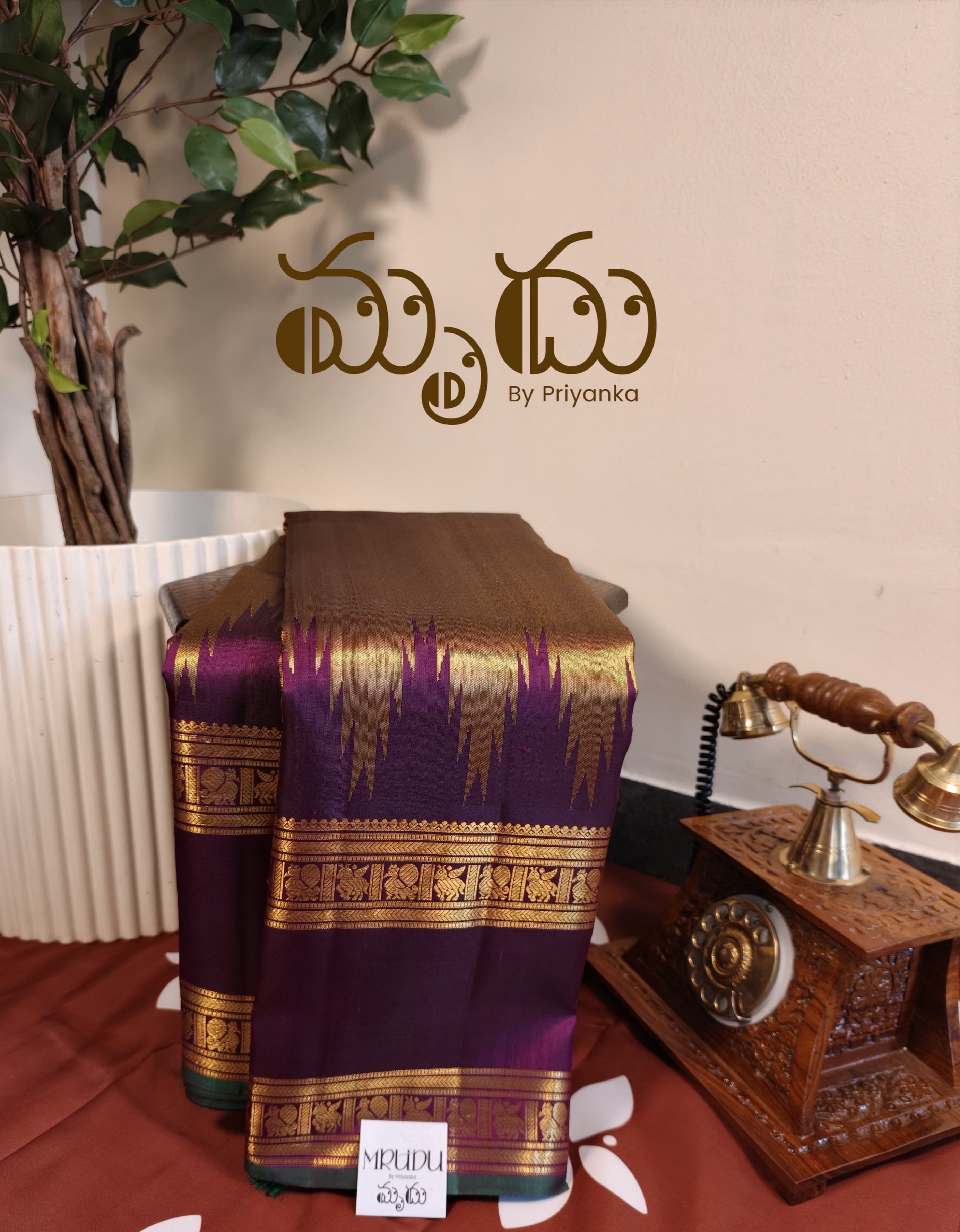 Purple & Antique Gold Temple Border Kancheepuram Ettukol Silk Saree